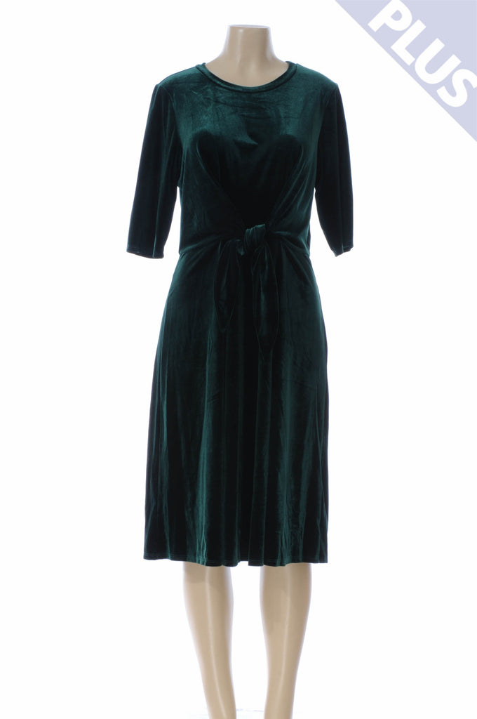 Pippa Luxury Dress in Emerald Green Plus Size