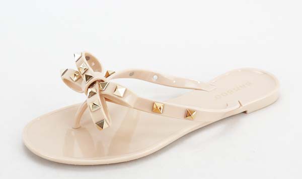 Women's Studded Jelly Sandal In Nude