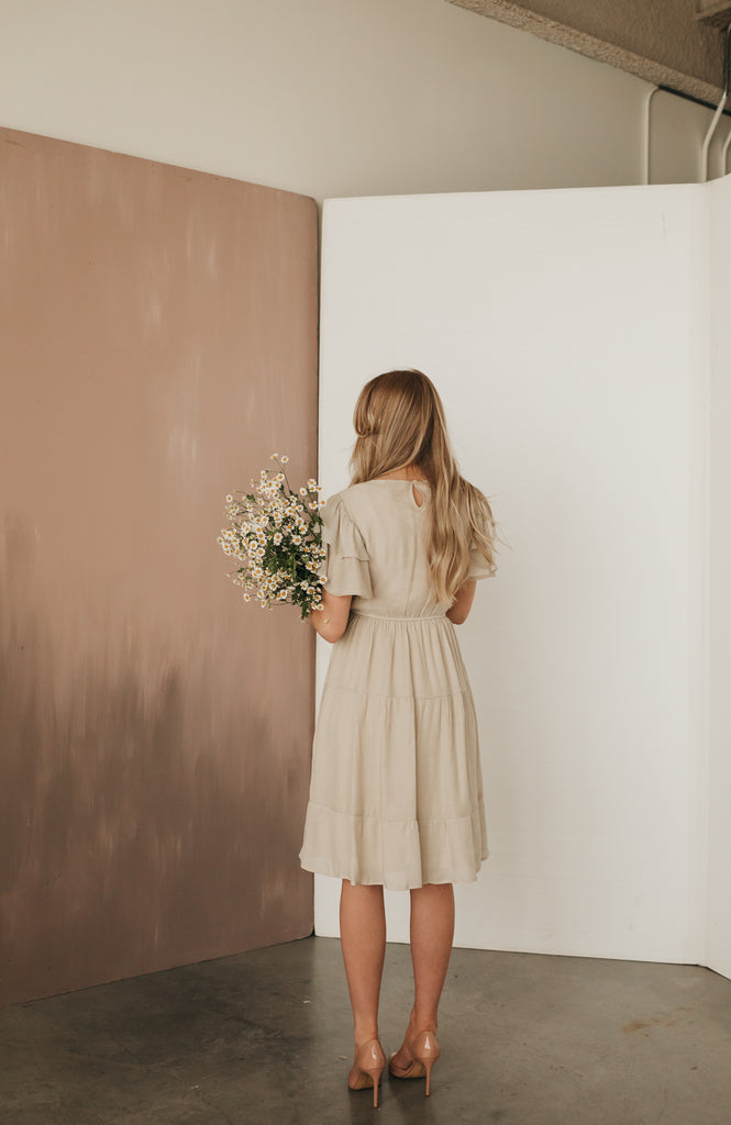 Elisa Knee Length Dress in Pearl Dust (XS-XXL)