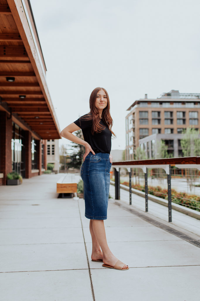All Day Every Day Denim Skirt in VINTAGE WASH