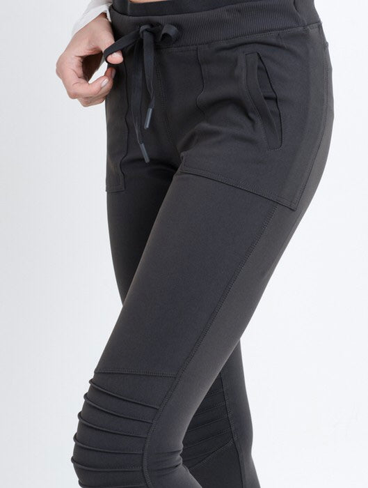 Finish Line Workout Pants in Charcoal Grey