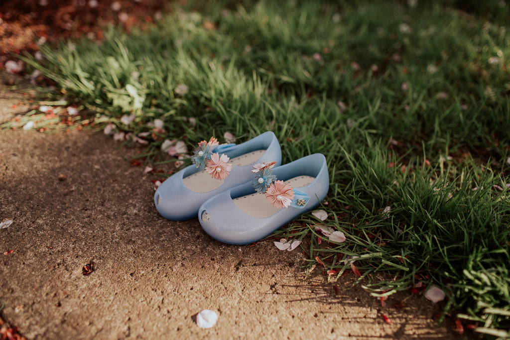 Little Girls Gel Peeptoe Shoes in Blue