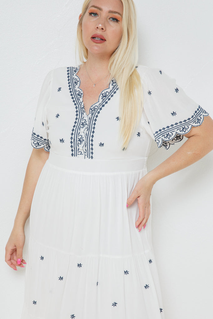 Helena Embroidered Dress in Ivory PLUS